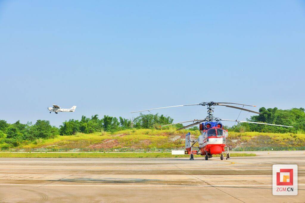 自贡航空产业园被授予"四川省航空应急救援自贡基地"_全省_机场_无人