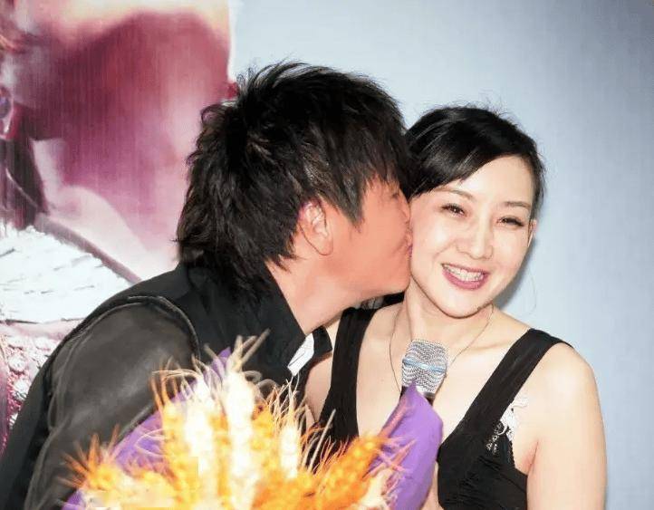 退赛害汪涵当众出丑,疑孕期出轨让前妻女儿退学孙楠被抵理由充分