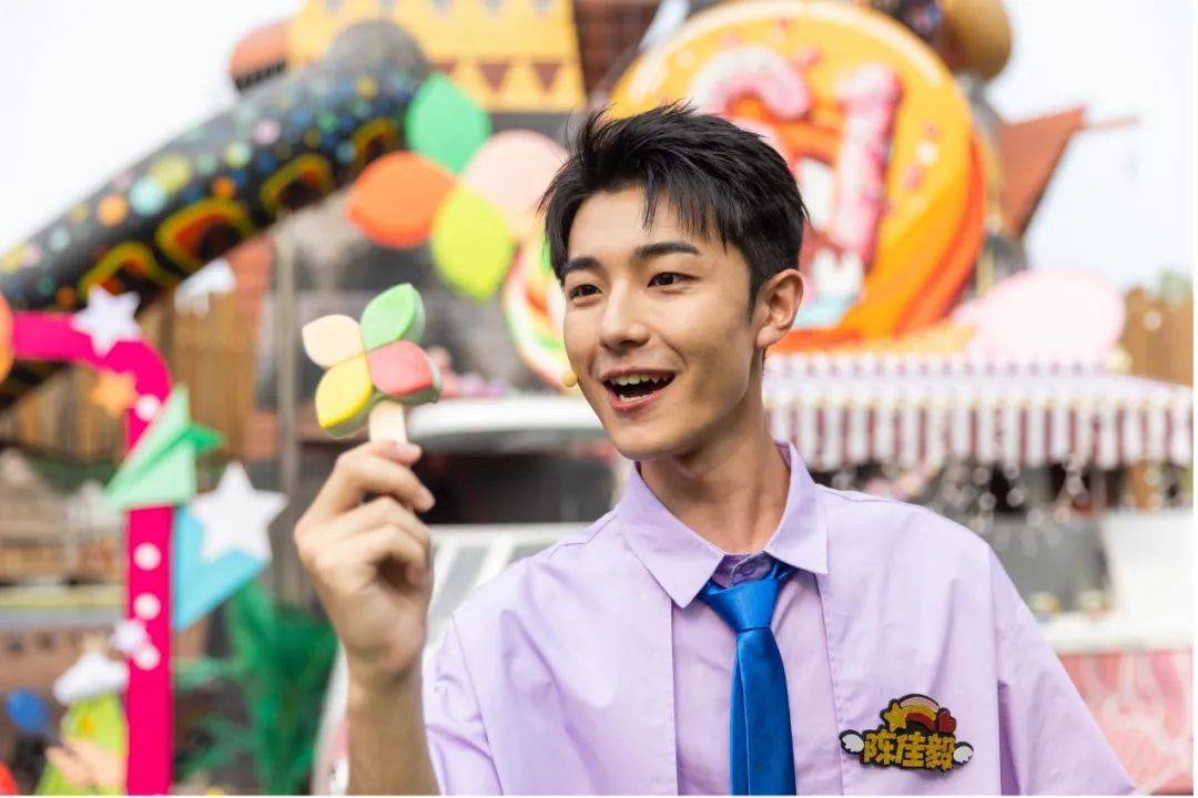 总台少儿频道8位新主持人请求添加你为好友!