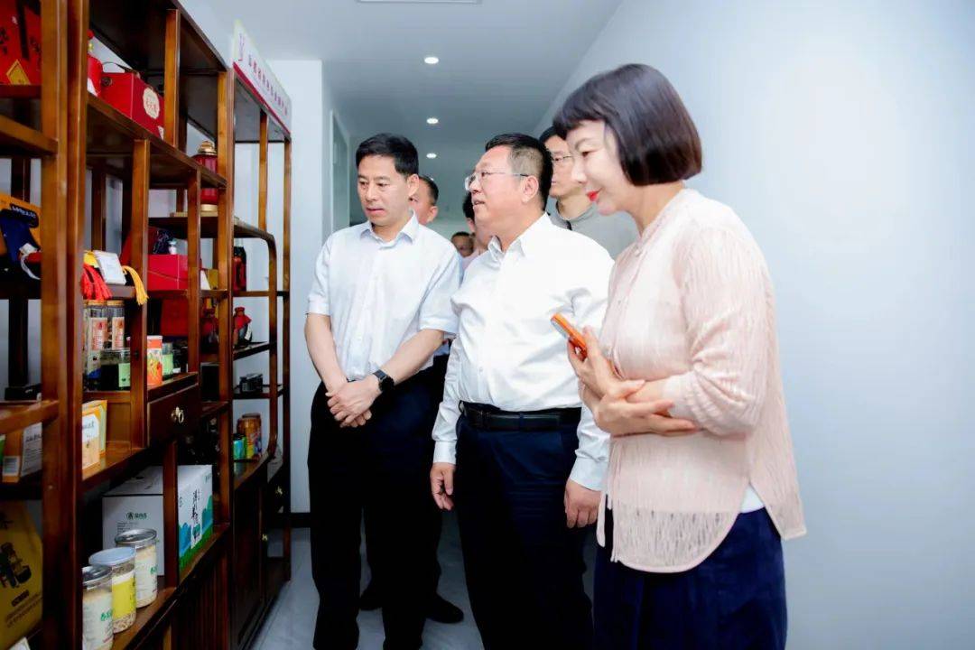 樊伟强出席"新质赋能·晋创未来" 正和岛企业家交流会