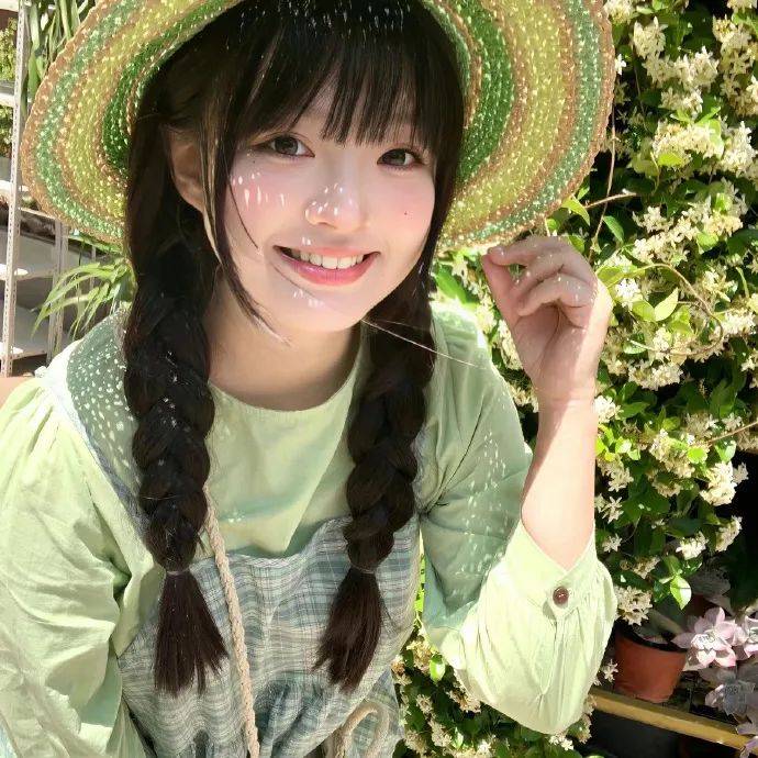 头像 | 用这种头像的都是大美女