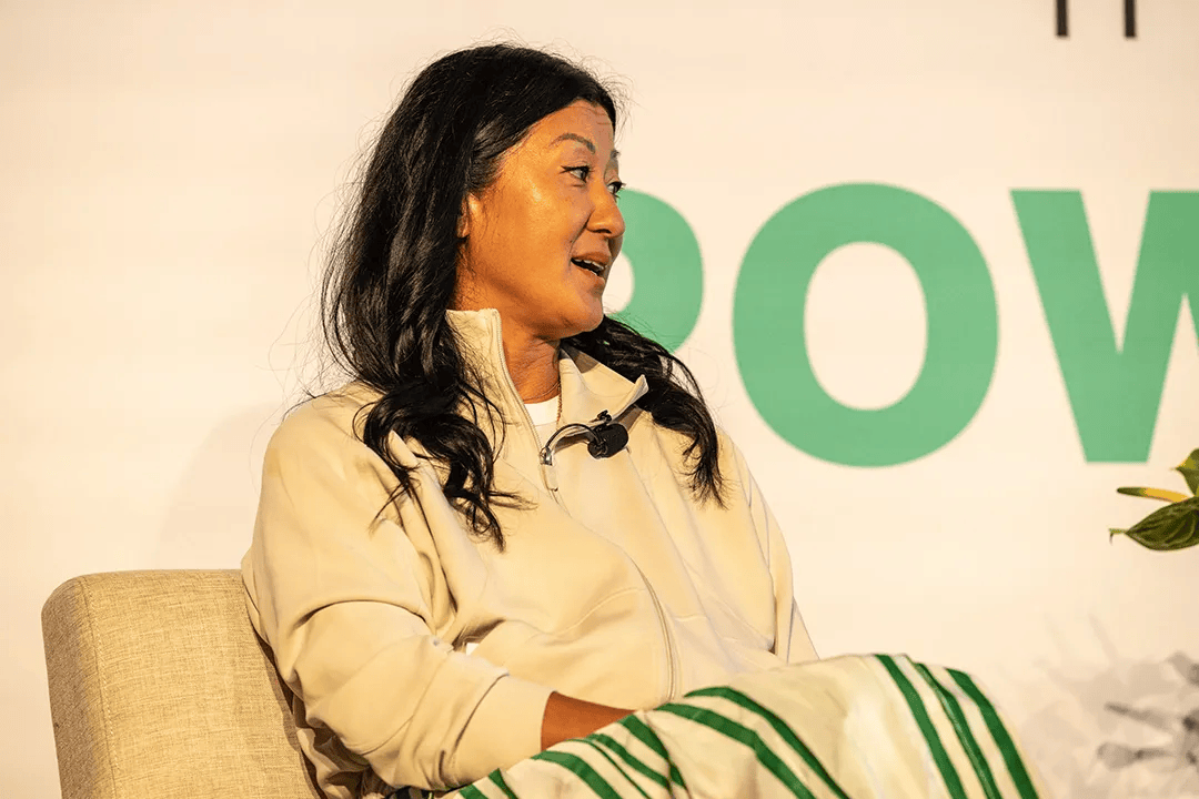 安踏任命赵光勋为玛伊娅总裁,卡莫瑜伽宣布永久闭店,匹克签约委内瑞拉