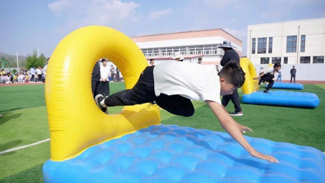 运动激扬童趣 竞技享受快乐--林西县林西镇小学