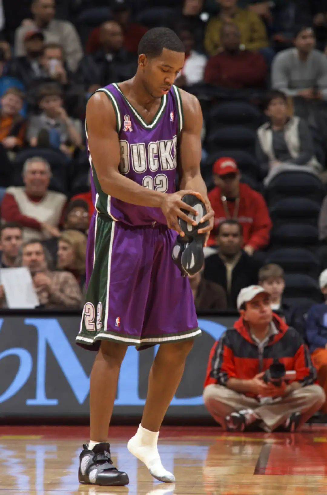 他的签名鞋,太有意思._阿泰斯特_时期_球鞋