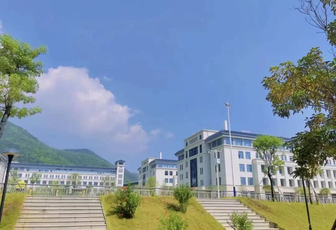 广东4所大学更名,增设和"升本"_肇庆_佛山_深圳