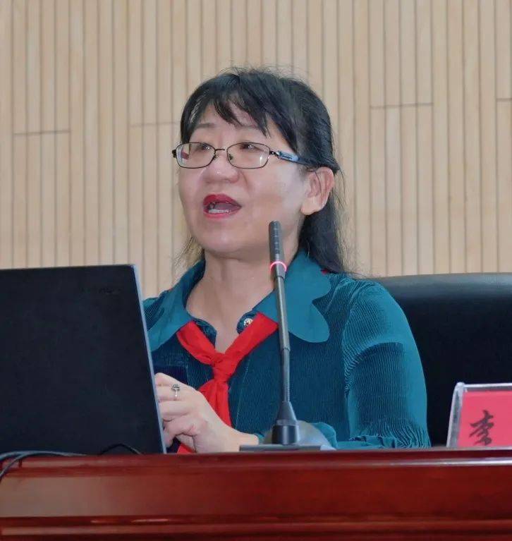 浏阳市教育局党委委员,副局长苏启平,浏阳团市委副书记甘梓豫,浏阳市