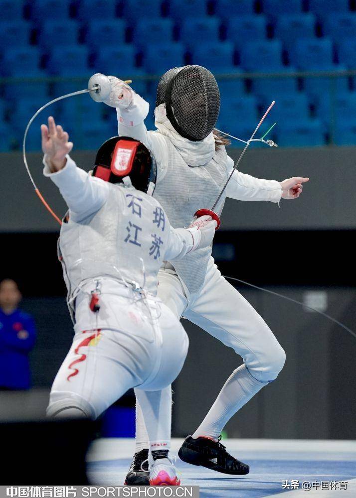 全国击剑冠军赛分站赛| 广东队获得女子花剑团体赛冠军