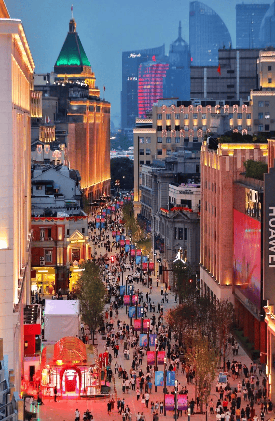 上海南京西路商圈图片