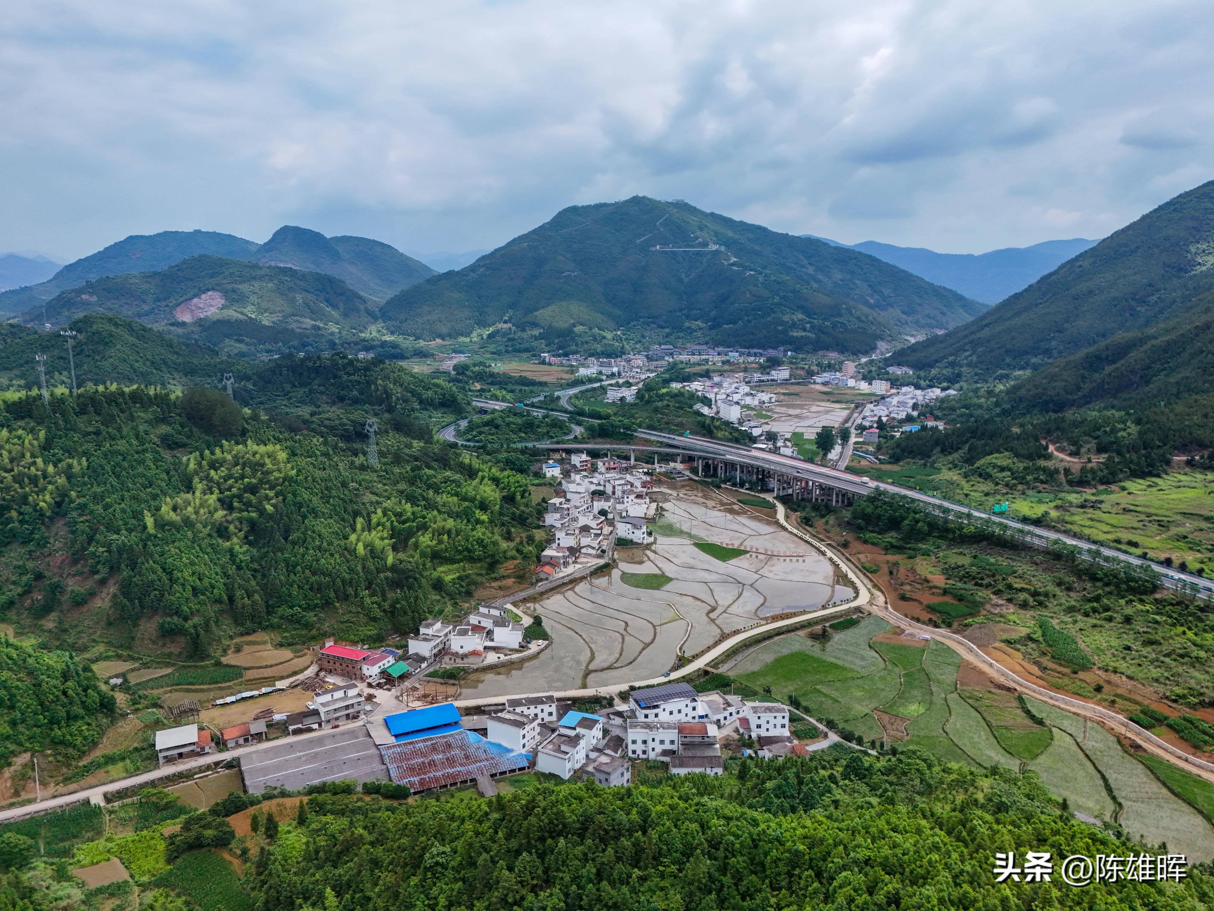 世界那么美,我想住隐水,通山大畈隐水旅行风景航拍摄影