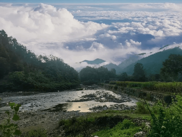 专属于卢氏的"天空之镜",看这里.
