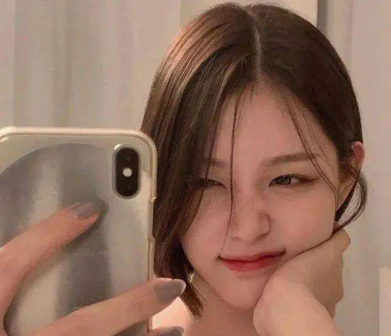 短发控必选:耳下三公分的短发,非常适合夏天剪_发型_女生_时尚