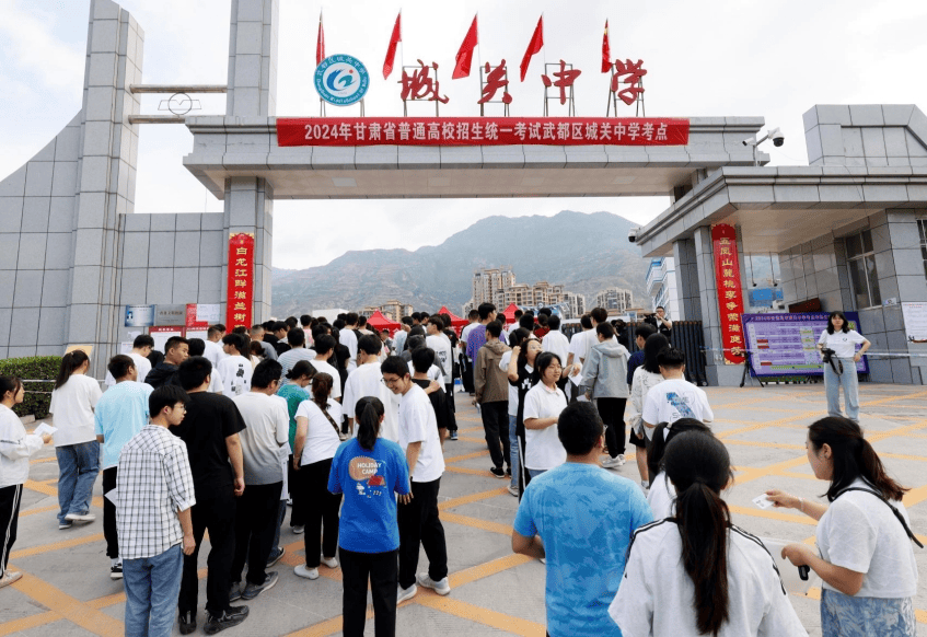 现场直击!陇南高考首日