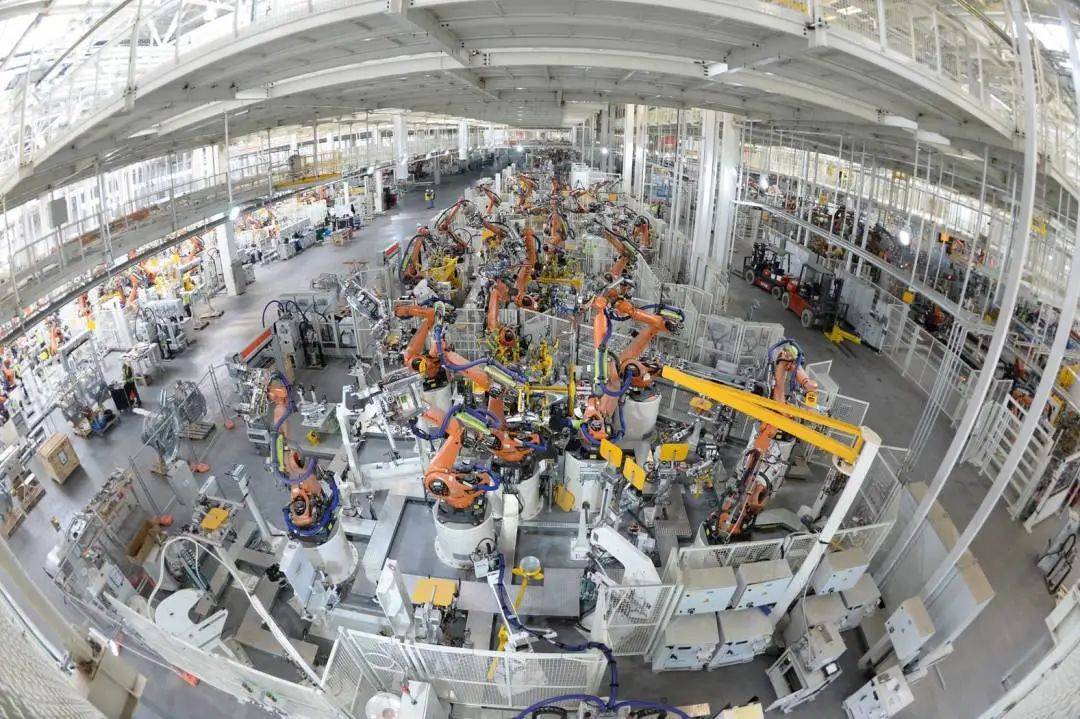 可亲子!暑期探秘一汽大众超级"智"造工厂,解密汽车生产全过程