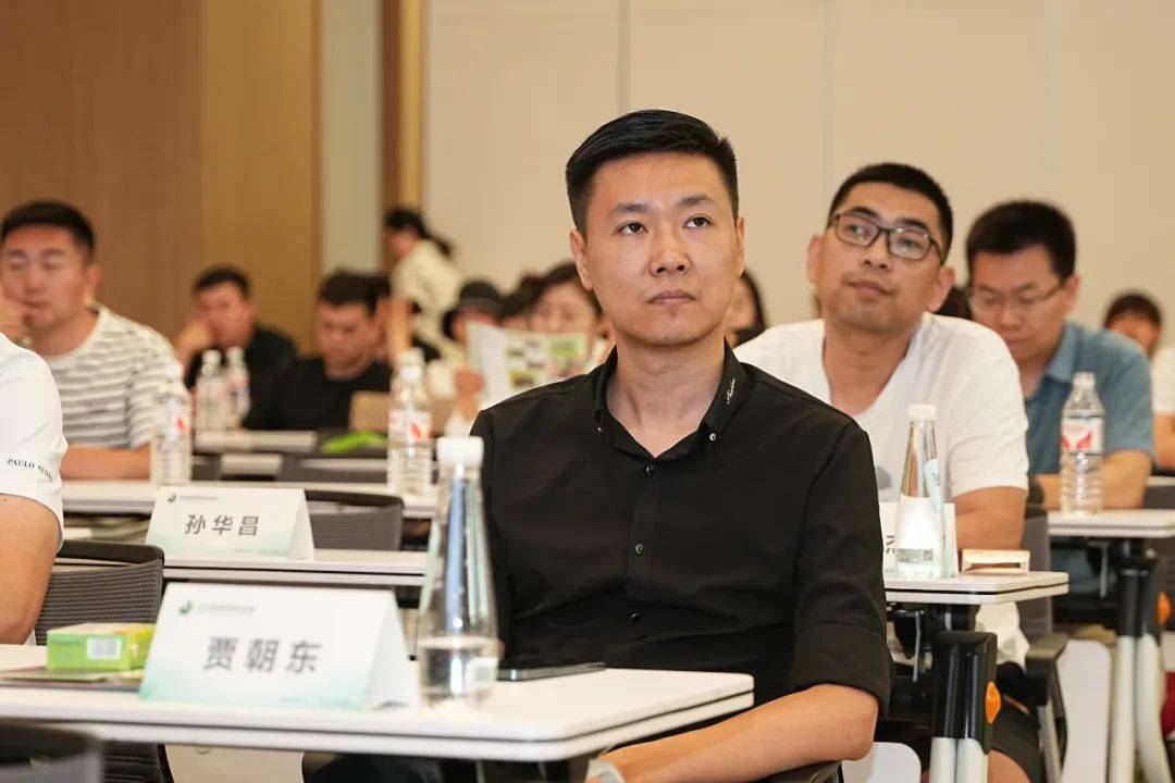 高祖龙酒助力河北省医药高质量发展大会暨营销创新论坛成功举办!