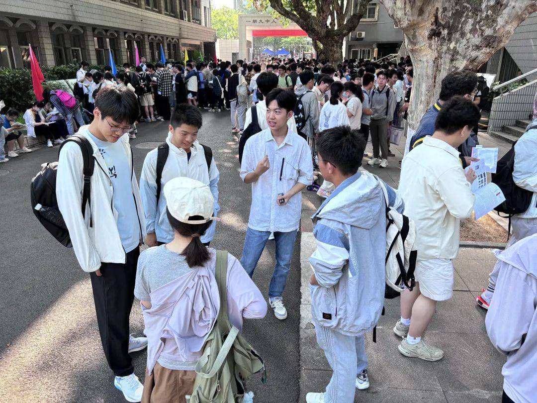 2024高考语数英三门权威卷评!