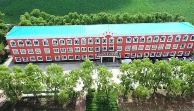 集贤县腰屯中学