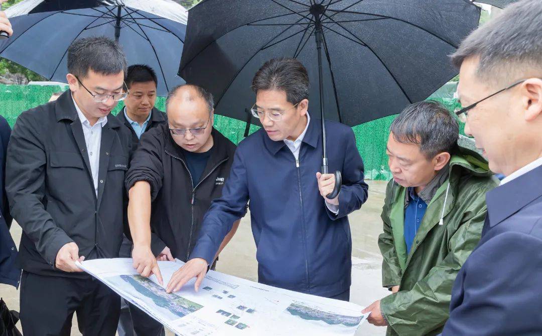 尹恒斌在督导检查汛期防灾减灾工作时强调 时刻把群众安危放在心上 抓