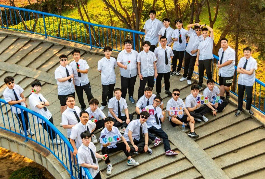 毕业季 | 属于我们的青春盛夏！