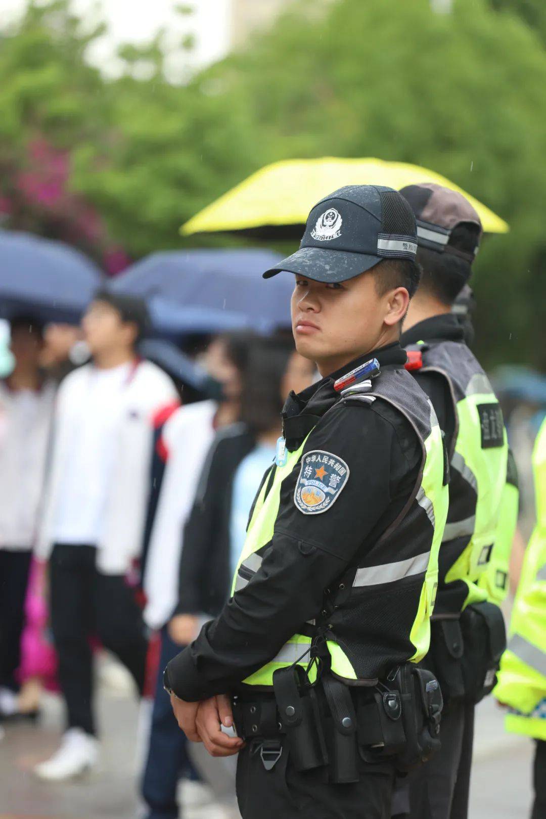 护航高考!来看盘龙警方解2024护考方程式