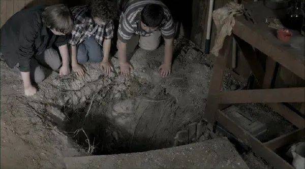 判刑!诸暨王某等10余人..._盗掘_盗墓_文物