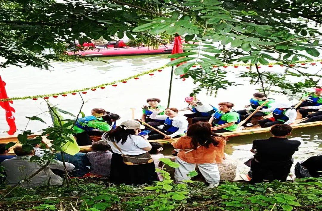 供稿人:泾县唐韵手鼓文化协会张鸣