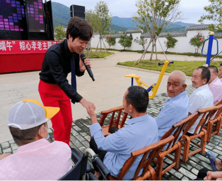 6月6日晚,京山市永兴街道新时代文明实践所联合街道文体站,永兴街社区