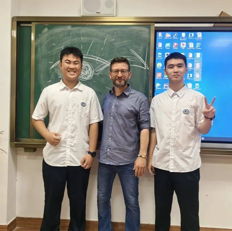 乐韵联中外,唱响铁一情︱维也纳童声合唱团专家为铁