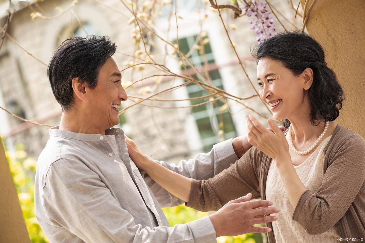 男女关系坚持多久,才算真爱?