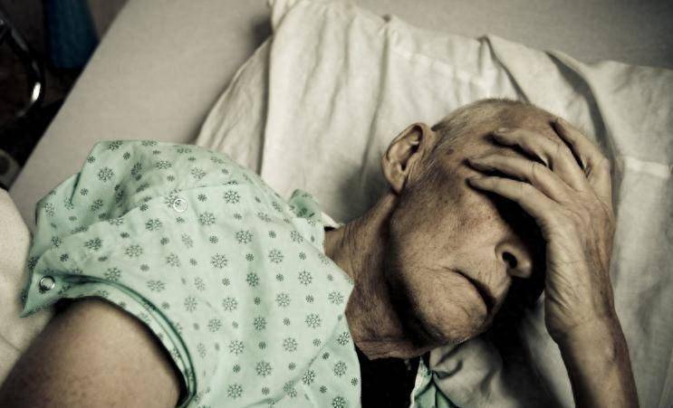 58岁大叔肝癌去世,生前经常晨跑爱饮茶,医生叹气:无知害了他!