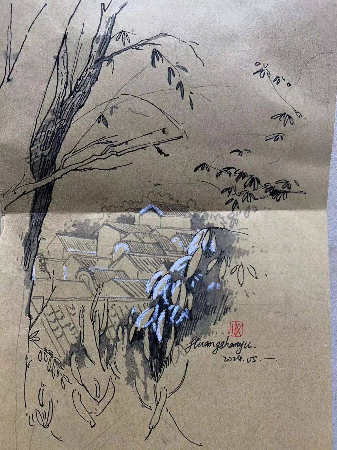 我校中学部美术组组织中学部全体美术特长生