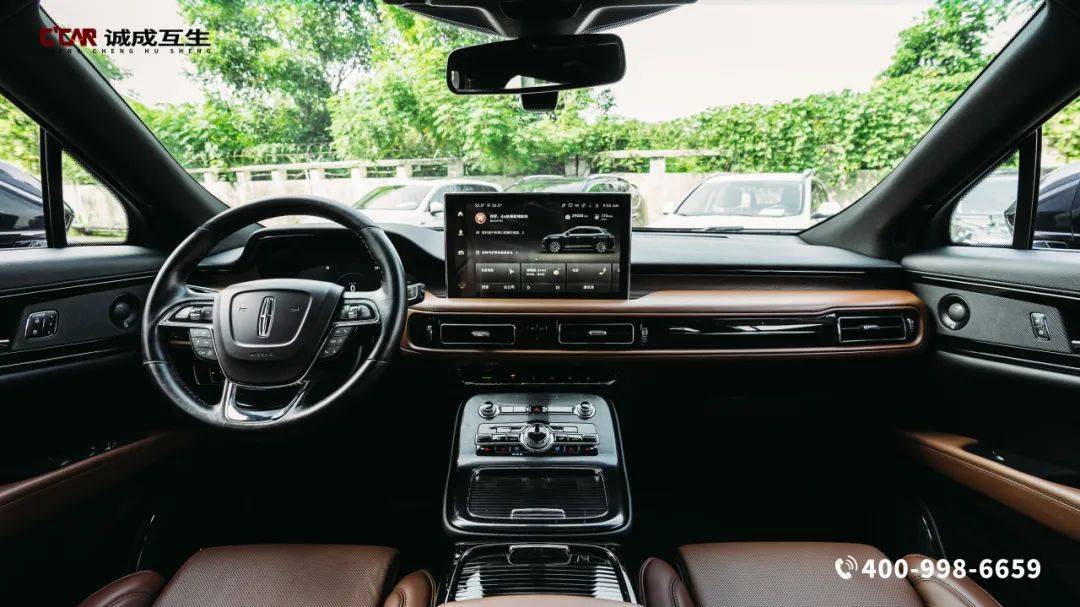 【林肯 航海家 2.7t 四驱尊耀版】