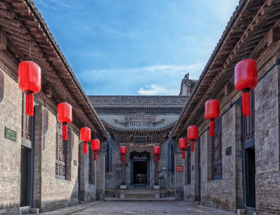 欢迎你到乔家大院来!