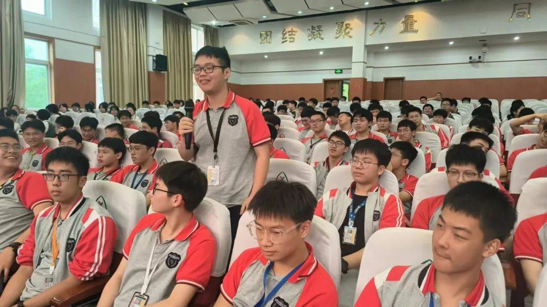 防范青少年药物滥用 守护无毒绚烂青春——记萧山一职禁毒宣传活动