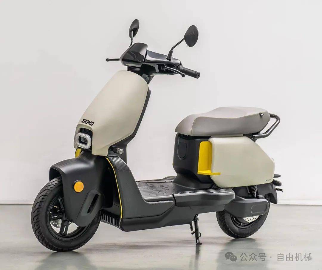 相对于之前车型机甲风的设计风格,ez3i更加偏向于中性或者女性出行,这