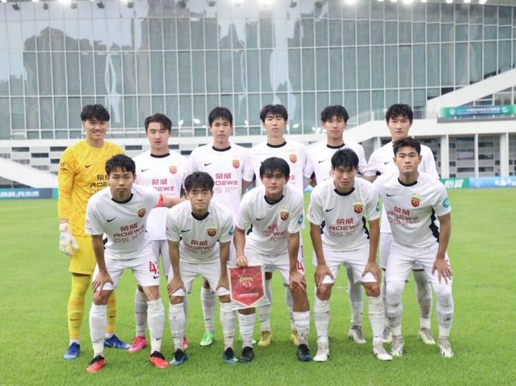 中乙联赛第12轮：上海海港B队客场1-2不敌深圳青年人