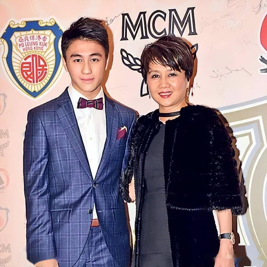 何猷君冲击“中国电竞第一股”！曾拒绝打理家族生意，称王思聪是其榜样？_搜狐网