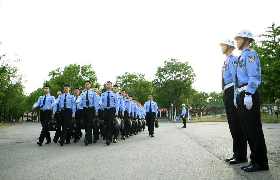 北京警察学院 放假图片