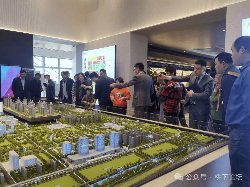 房地产新政出台满月,楼市一线观察_政策_购房_项目