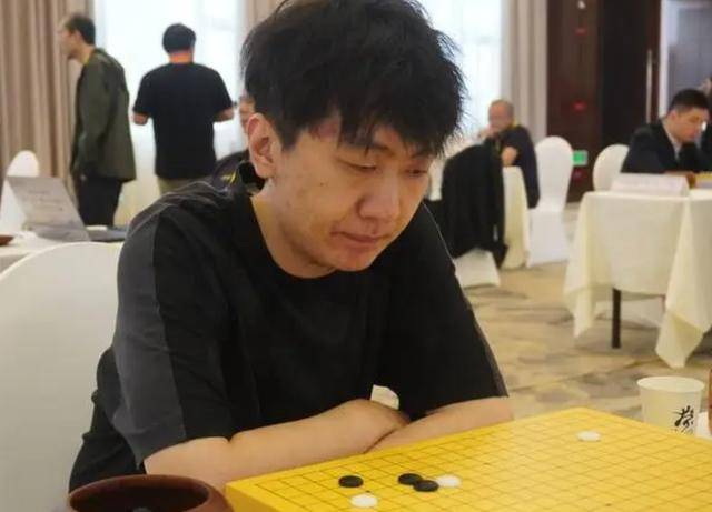 烂柯杯,爆冷淘汰李轩豪的范胤,惨败!连笑党毅飞争冠!_九段_决赛_八段