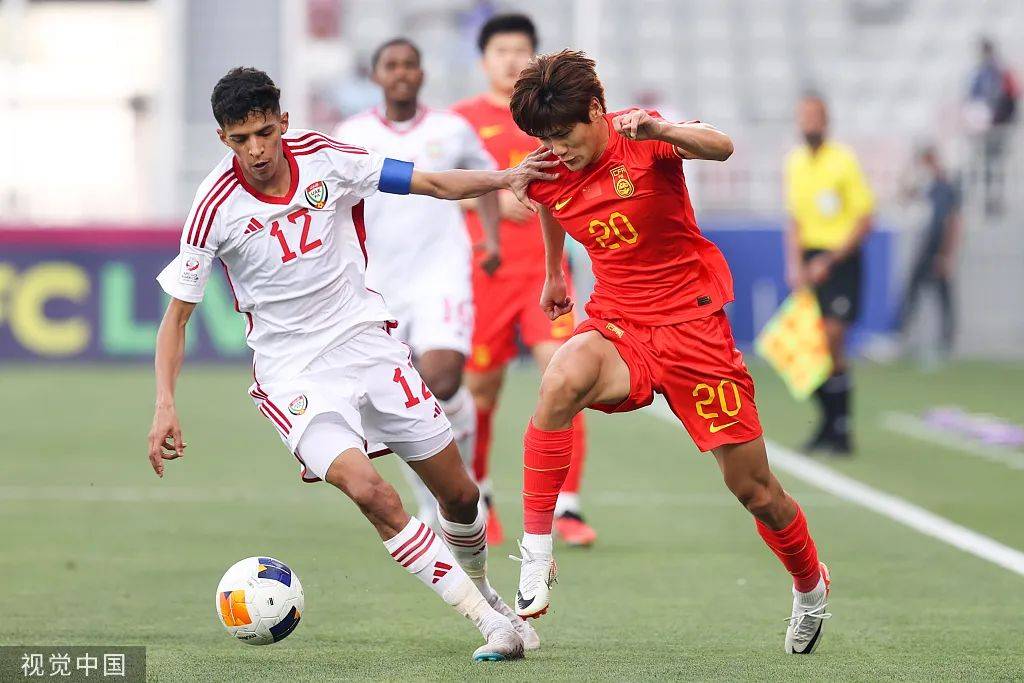 海港争议声中拿下半程冠军,穆斯卡特还在做他的战术实验