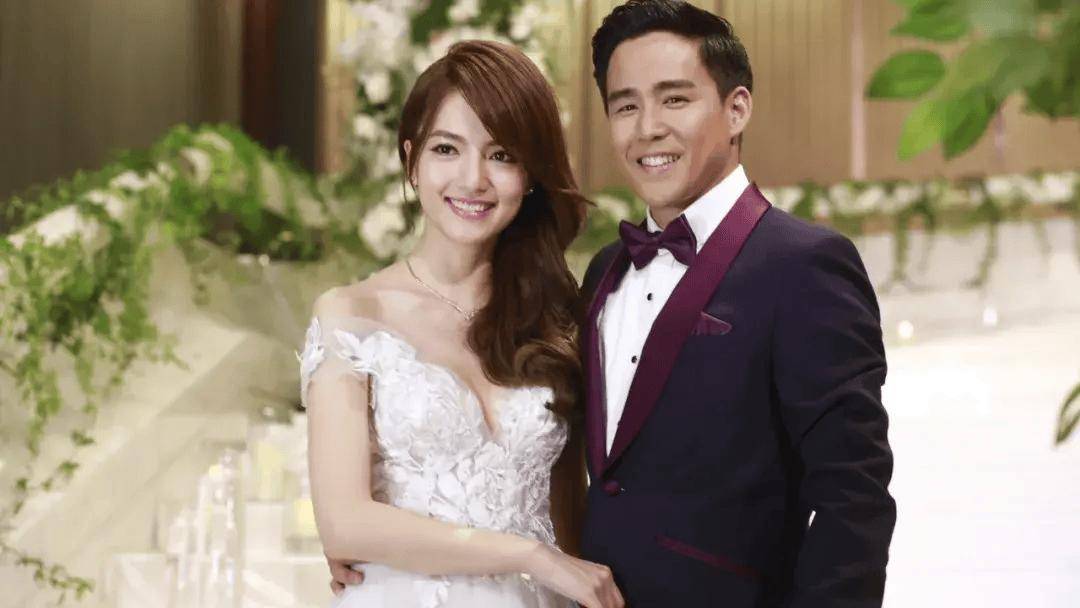 tvb小花结婚七年育三女,搭的士被司机不停数落,网友称