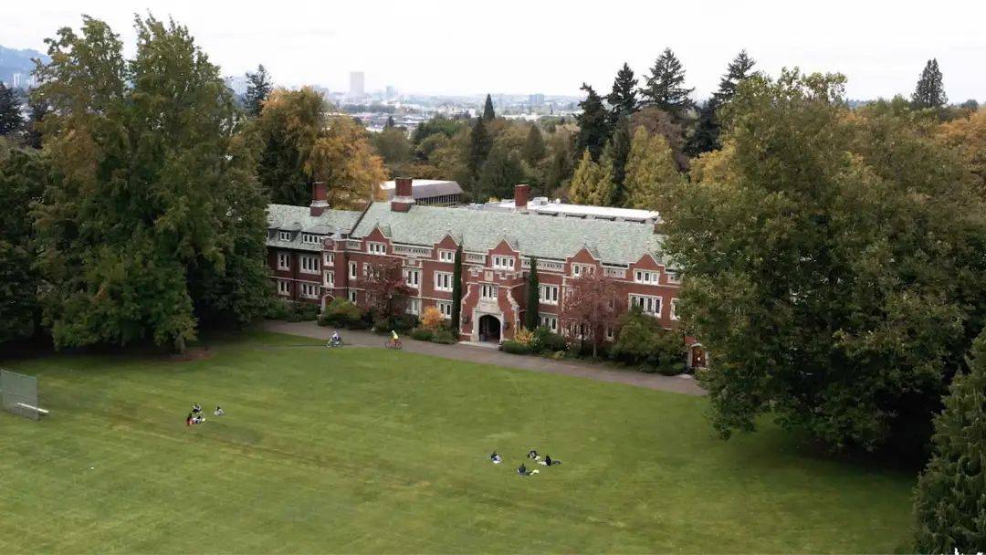 s.news排名的顶级大学