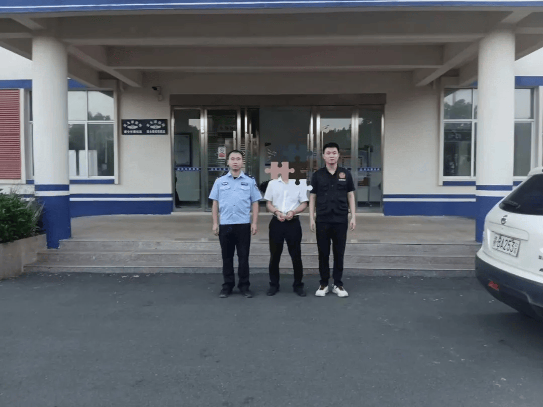 定南公安持续加大对网上在逃人员的抓捕力度,多名网逃相继落网