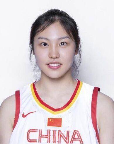 河南姑娘张茹入选巴黎奥运会中国女篮公示名单