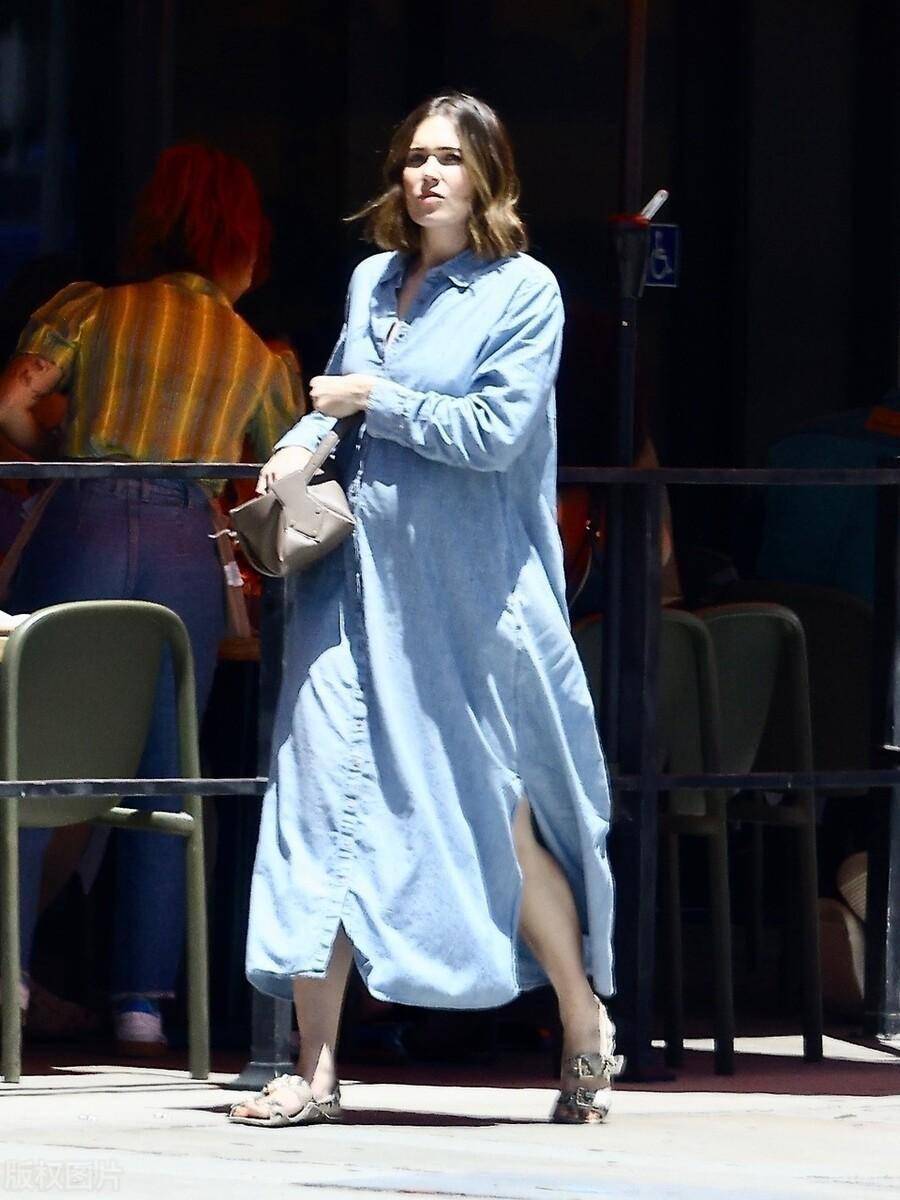 曼迪摩尔这身材!真是尤物啊