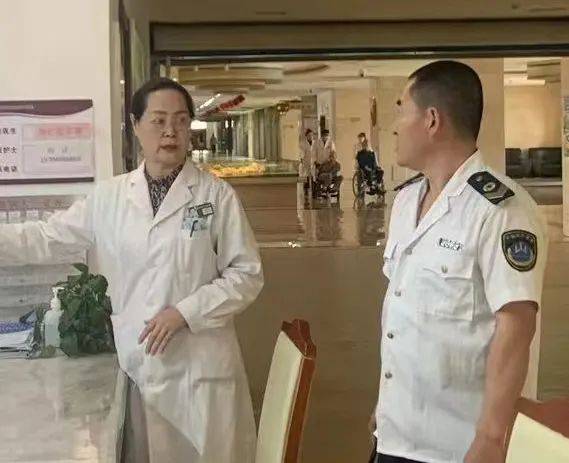 优化营商环境_东胜区卫生健康综合行政执法_卫生监督行政执法责任制