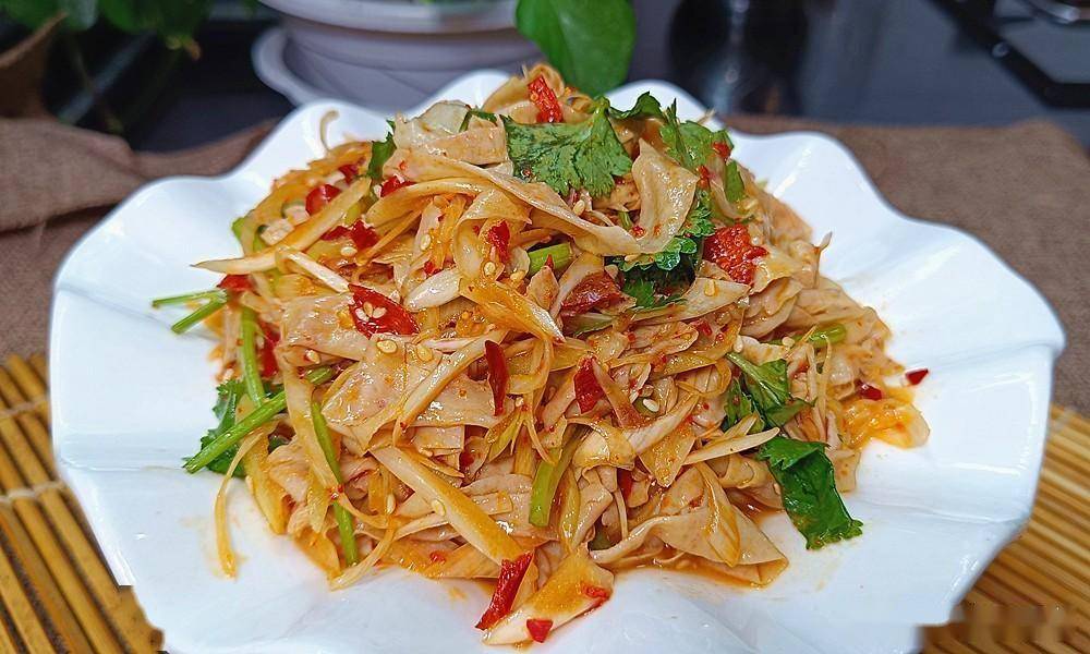 夏日必备,爽口凉拌菜"葱香豆皮",做法超简单!