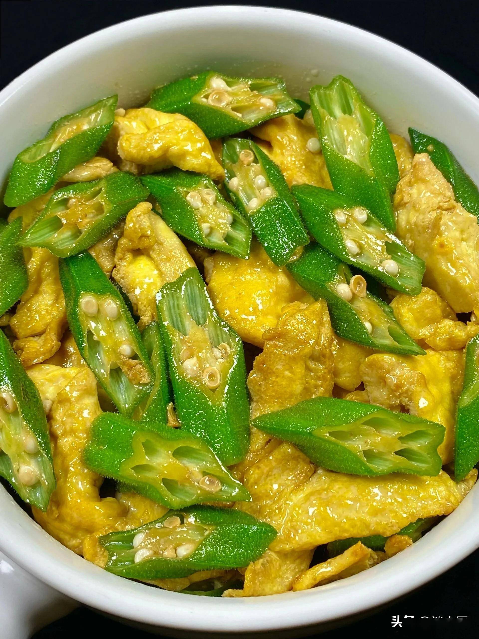 秋葵炒鸡蛋2.木耳拌秋葵1.秋葵酿虾滑