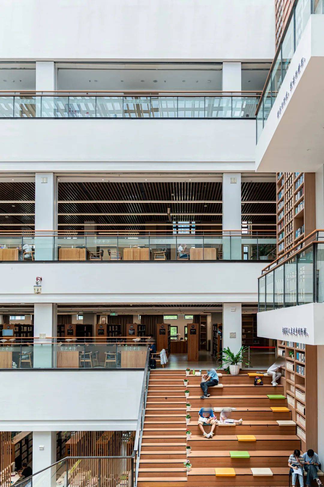 福州这座2w ㎡空间,整个夏天都满座!