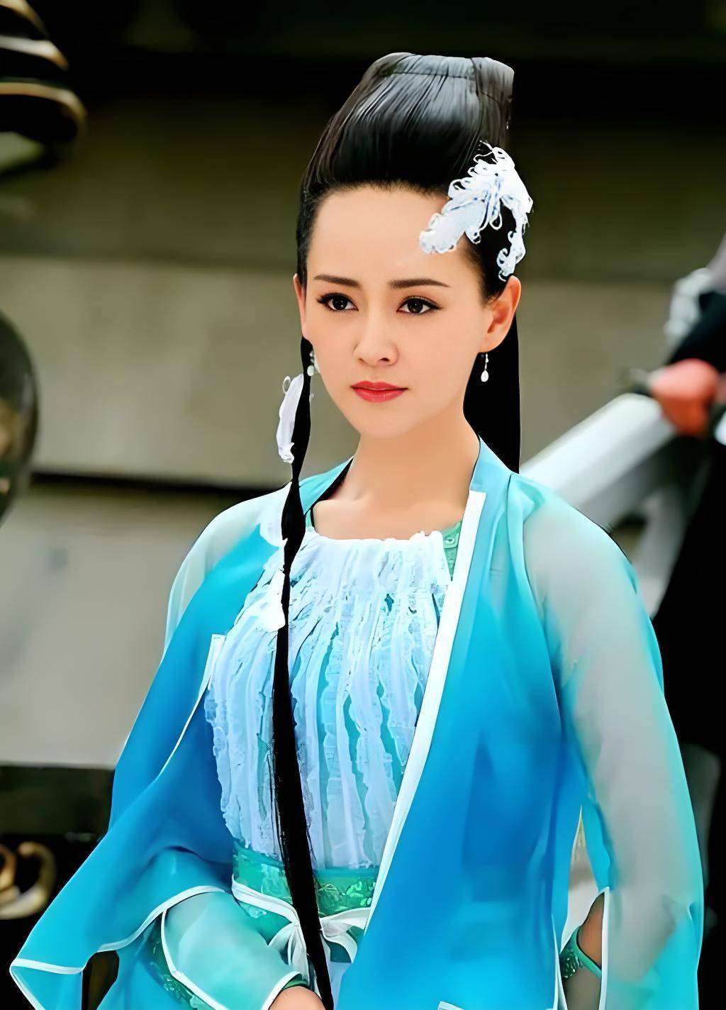 的二婚妻子,被誉为古装女神,如今45岁仍似少女_张定涵_时候_父母